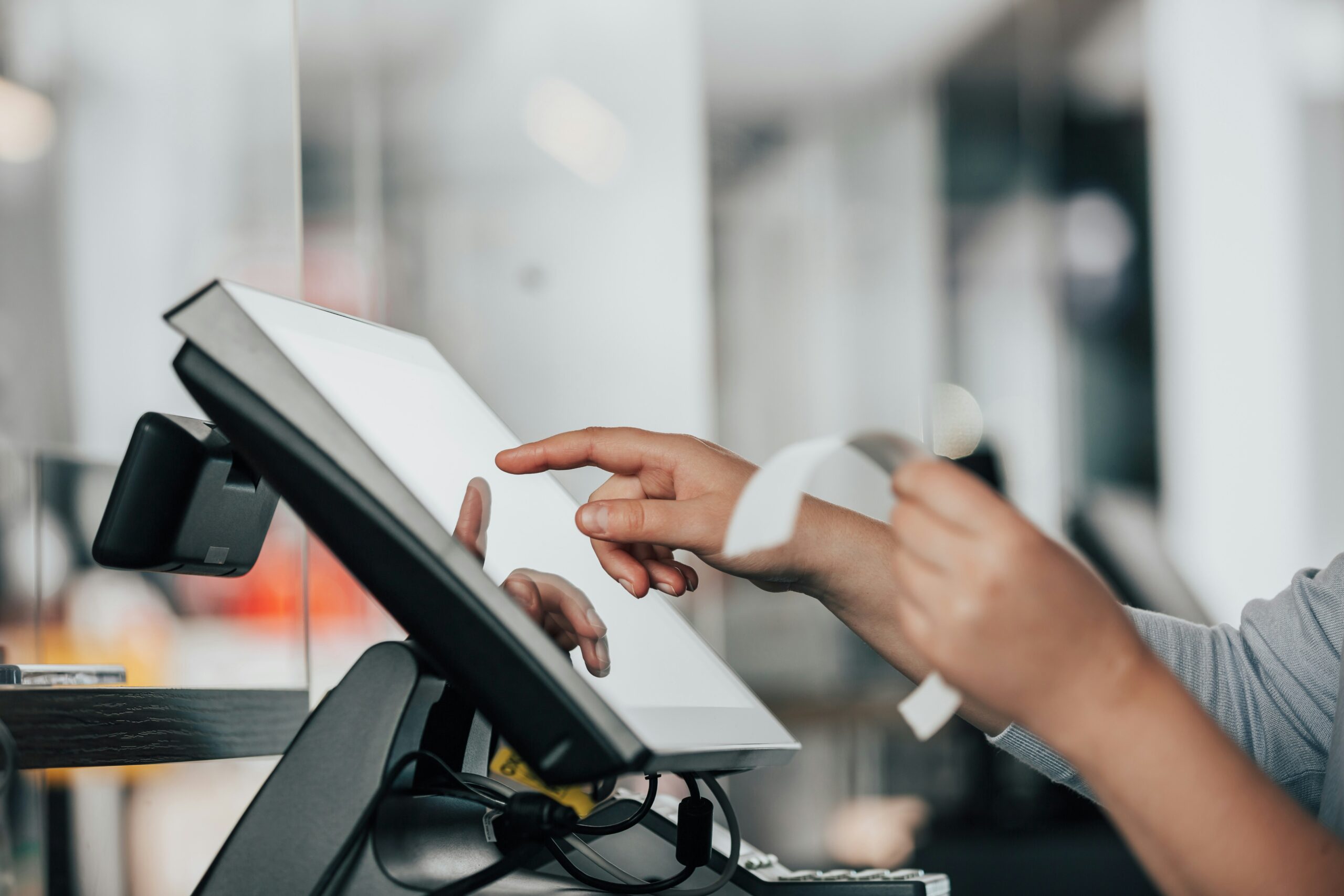 Novità 2026 scontrino telematico, obbligo pos, collegamento cassa